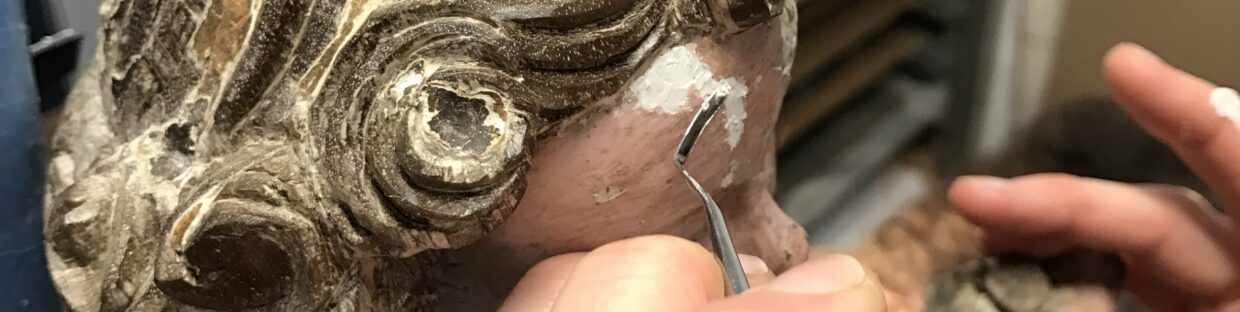 Restauration dâĆuvre polychrome